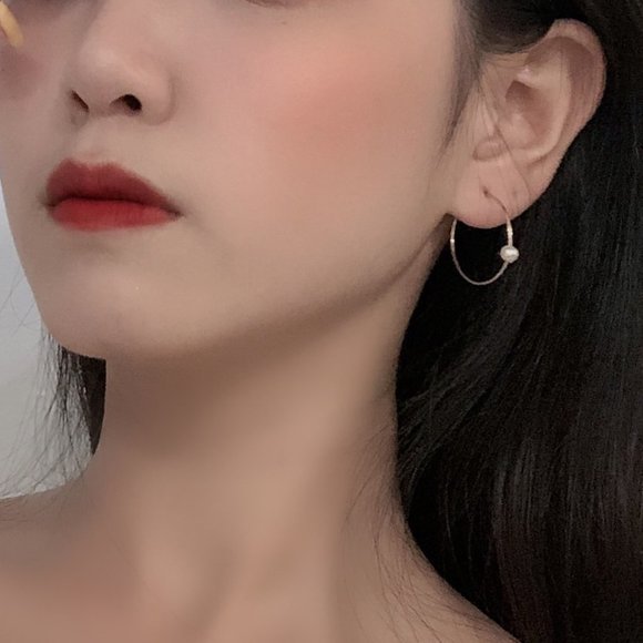 14k Gold Pearl Hoop Earrings - Picture 4 of 5